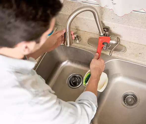 Professional Sink Repair Specialist in East Islip, NY: Schedule Reliable Sink Fixing Services with Us
