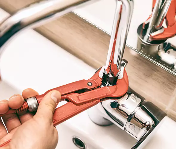 Expert Leak Repair Plumber in East Islip, NY